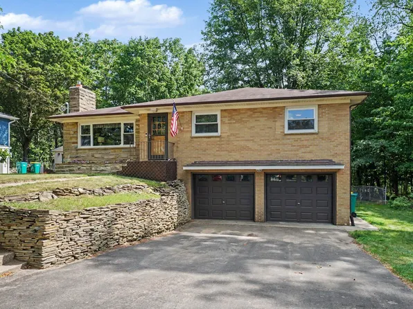 1117 W Kilgore Rd, Portage, MI 49024