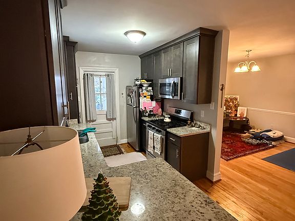 4th image of 3411 Monument Ave #1