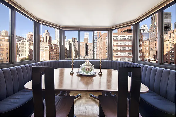 Sold by Stribling | media 19