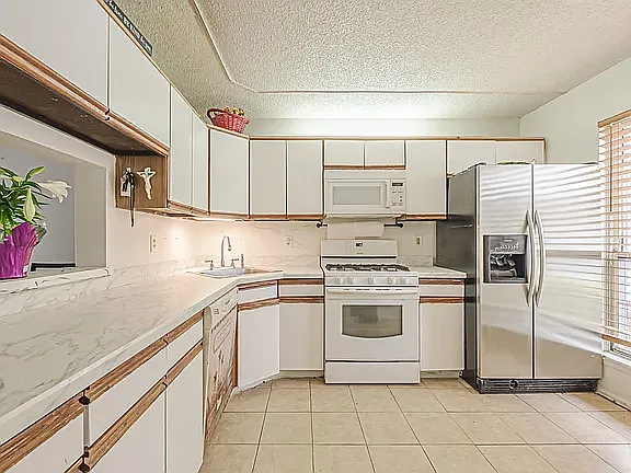 41 Seneca Dr #1062 — Photo 4