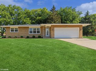 1308 Oeffling Dr, Johnsburg, IL 60051