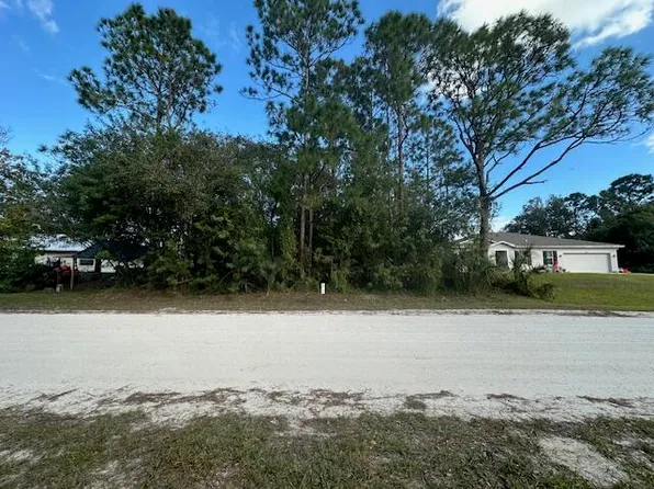 8566 100th Avenue, Vero Beach, FL 32967