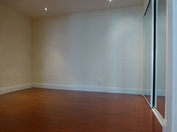 2nd image of 341 E 33rd St APT 3R