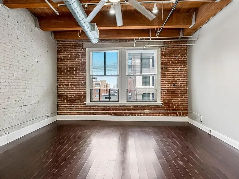 700 Broadway Blvd #406 — Photo 20