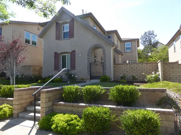 28375 Camino Del Arte Dr, Valencia, CA 91354