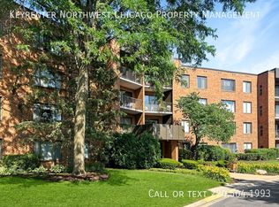 950 E Wilmette Rd UNIT 215, Palatine, IL 60074