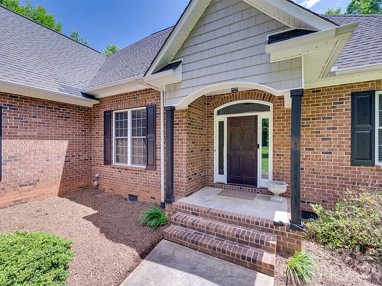 646 Harper Davis Rd — Photo 2