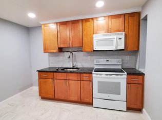 2637 S 6th St #2F, Philadelphia, PA 19148