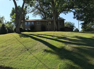 2705 Roland Ln, Knoxville, TN 37931