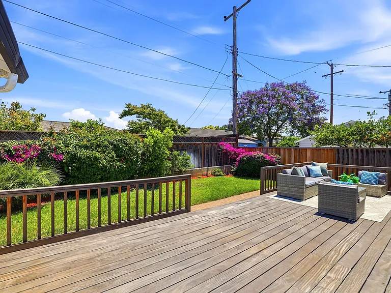 3490 Flora Vista Ave — Photo 27