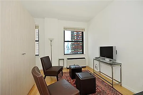 Rented by New York Residence | media 55