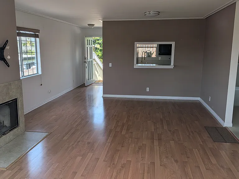 823 Maple St #1 — Photo 20