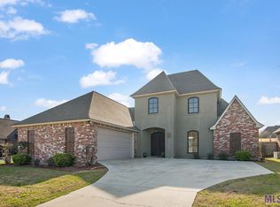 4039 Shady Rdg, Zachary, LA 70791
