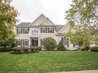 3453 Stone Gate Dr, Center Valley, PA 18034