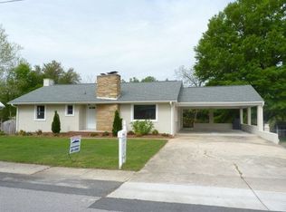 816 Johnson St, Reidsville, NC 27320