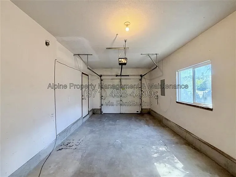 18317 SW Jann Dr — Photo 27