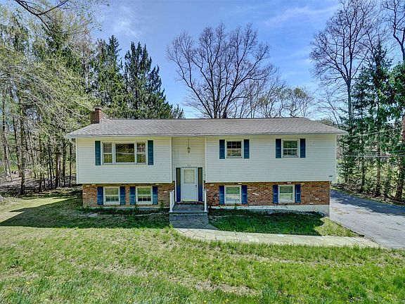 5th image of 226 Beach Dr