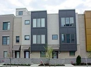 1439 Lindazzo Ave #T21, Cleveland, OH 44114