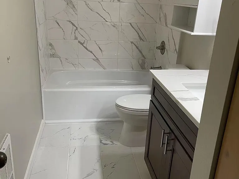 210 23rd Ave E #202 — Photo 7