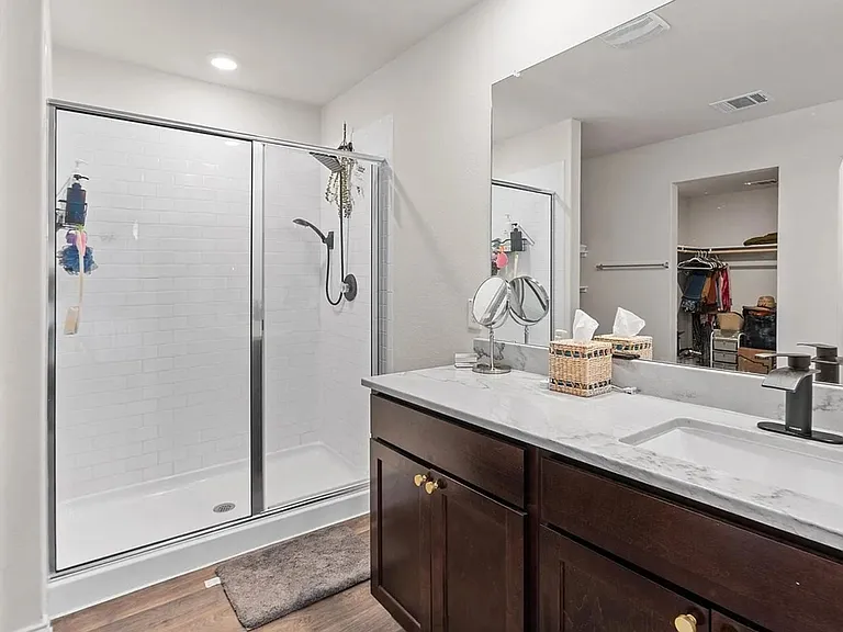 124 Brody Ln — Photo 16