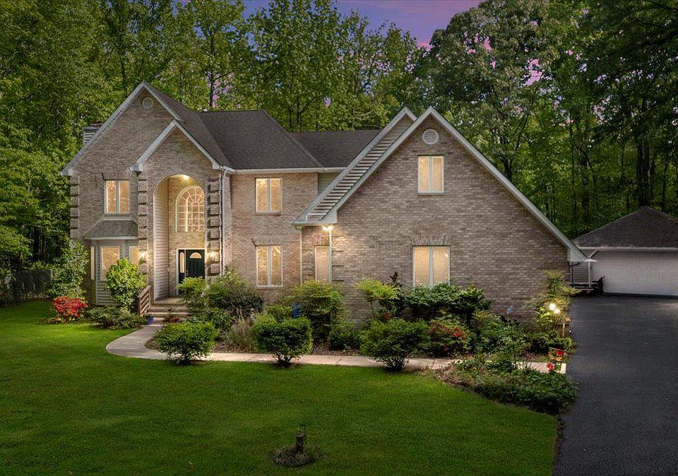 1st image of 1901 Blue Waters Farm Ln