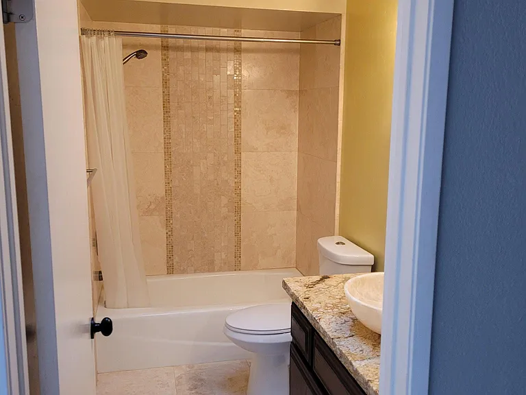 916 Evert Ct — Photo 7