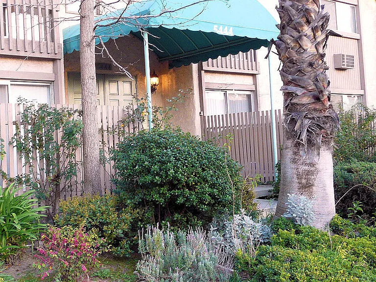 Bellingham Apartments — Photo 8