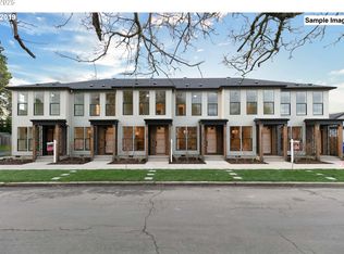 3017 NE Ainsworth St, Portland, OR 97211