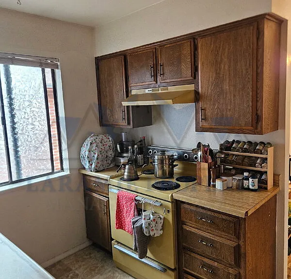 714 Downey St #2 — Photo 5