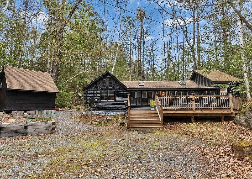 1st image of 9 Highland Court