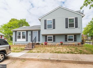 8 Chatterly Ct, Perry Hall, MD 21128