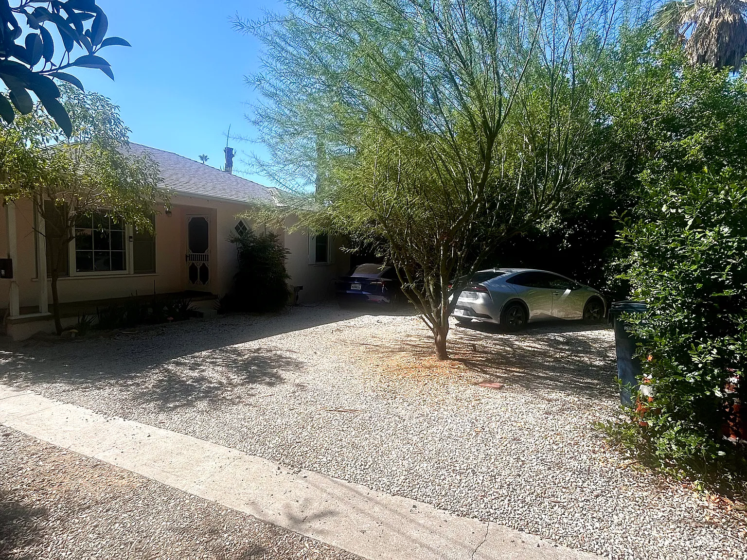 2 bed, 1039 sqft, $2,900 — Photo 3