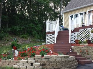 19 Joseph Ct, Shelton, CT 06484