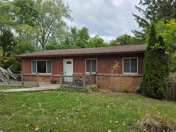 7901 Hillcrest Dr, Clarkston, MI 48348