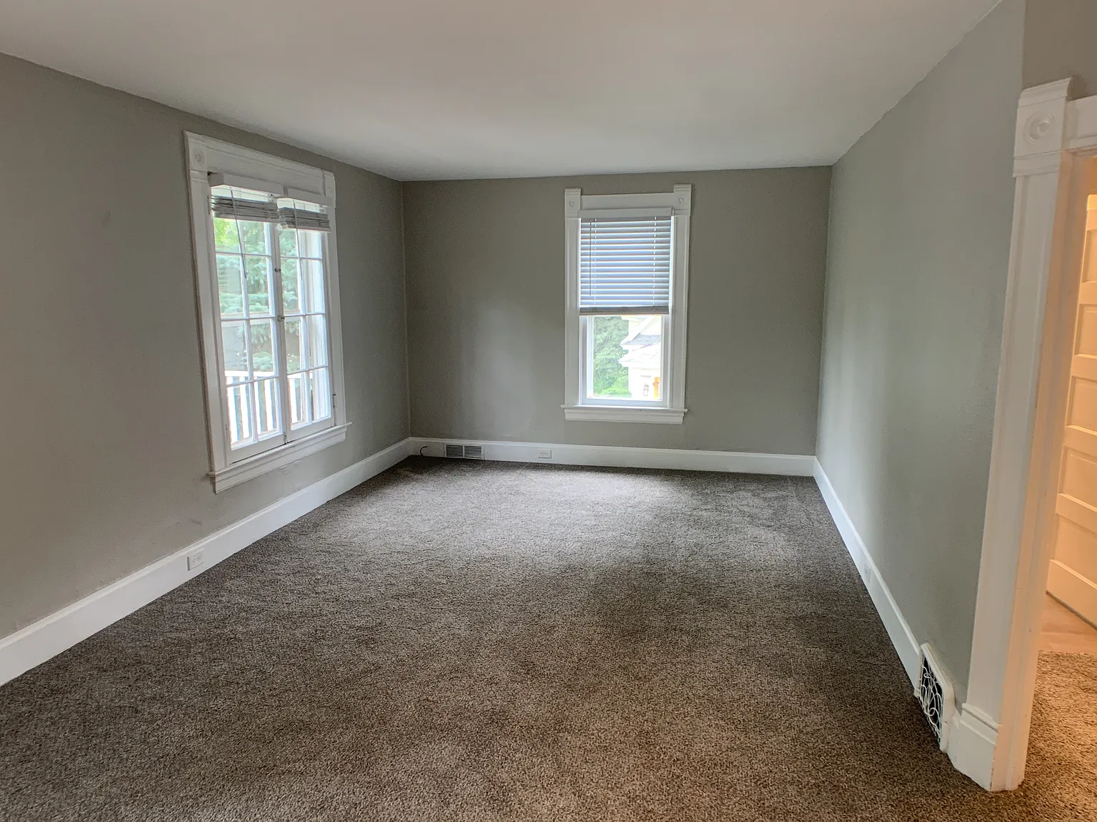 114 East Espanola Street — Photo 2