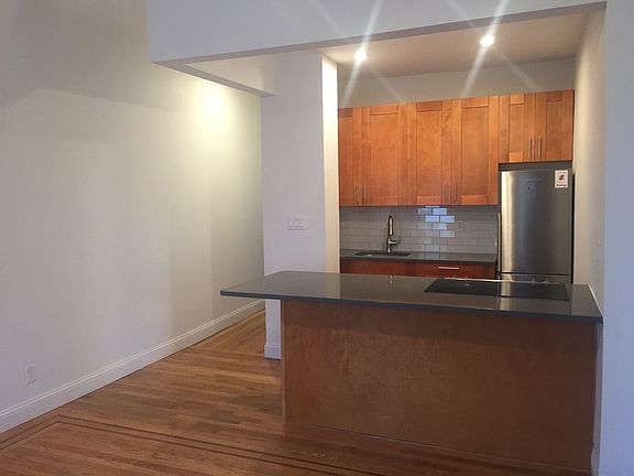 5th image of 511 58th St APT 3C