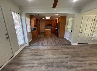 9834 Cal Rd, Baton Rouge, LA 70809