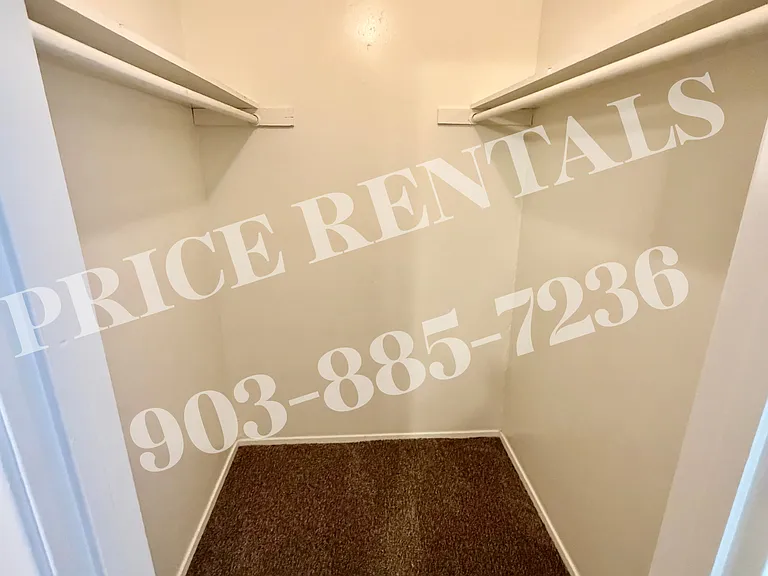 201 W Spence St #2A — Photo 9