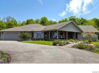 1906 Reed Rd, Arcade, NY 14009