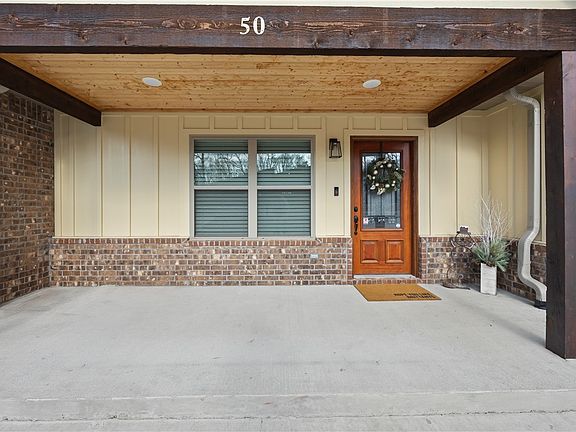4th image of 50 Melanie Dr