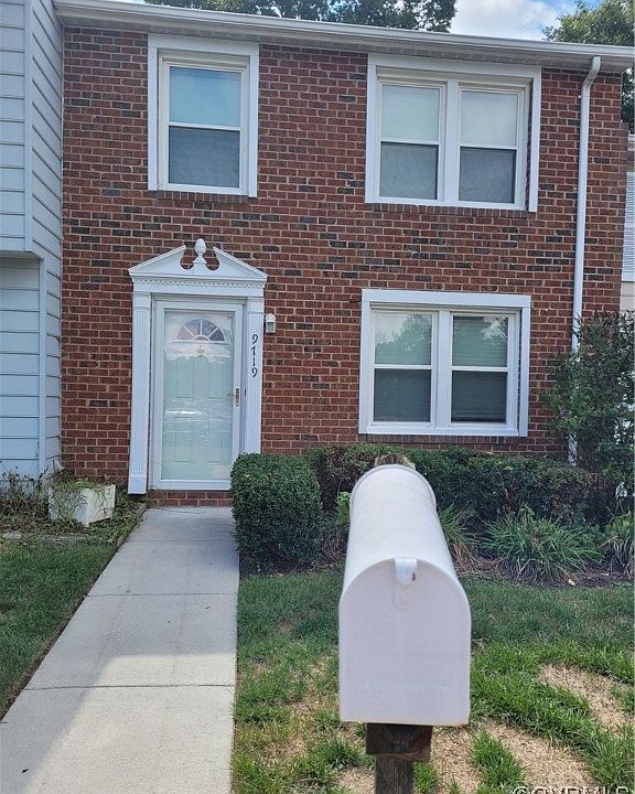 1st image of 9719 Greenmeadow Cir