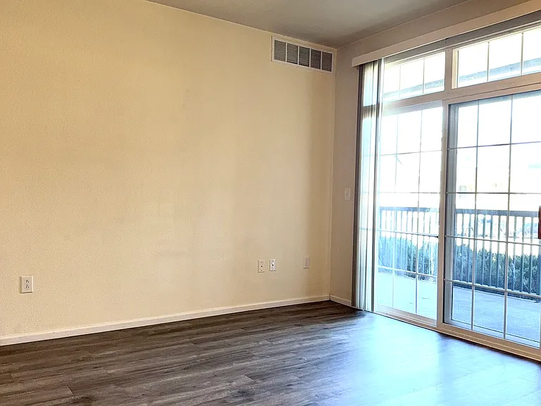 3865 S Dayton St #103 — Photo 3