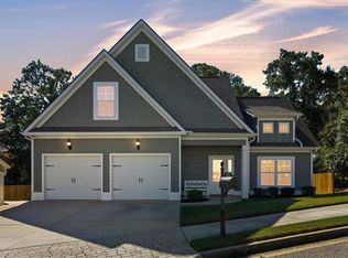 105 Rabbits Run, Fayetteville, GA 30214