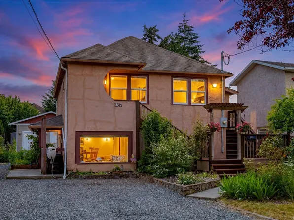 367 Vincent Ave, Saanich, BC V9A 2G8