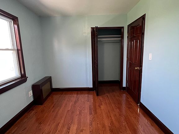 2nd image of 727 E 235th St Floor 2