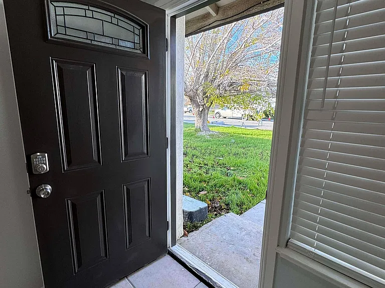 3512 Balmont St — Photo 4