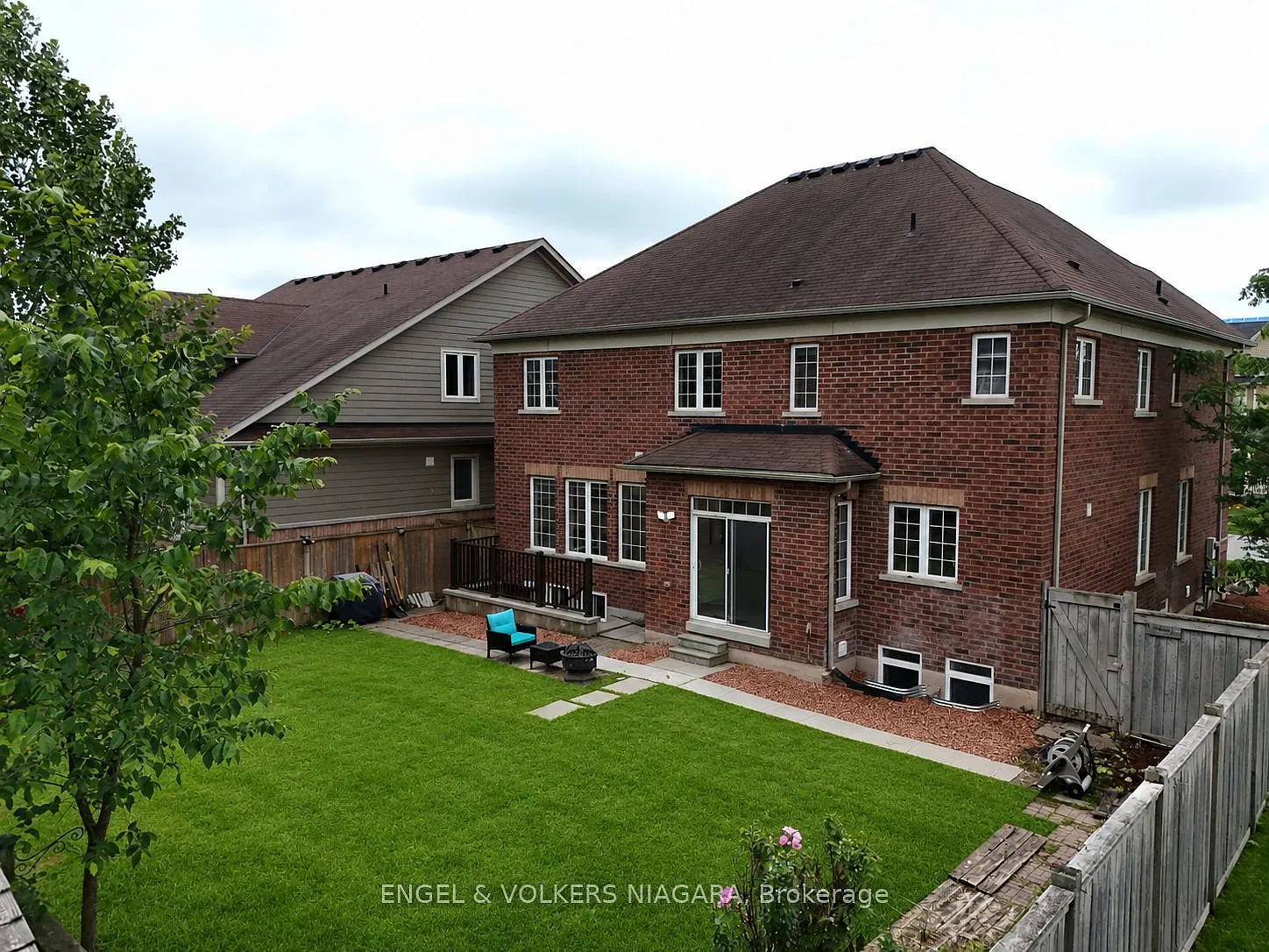 4 bed, $3,200 — Photo 4
