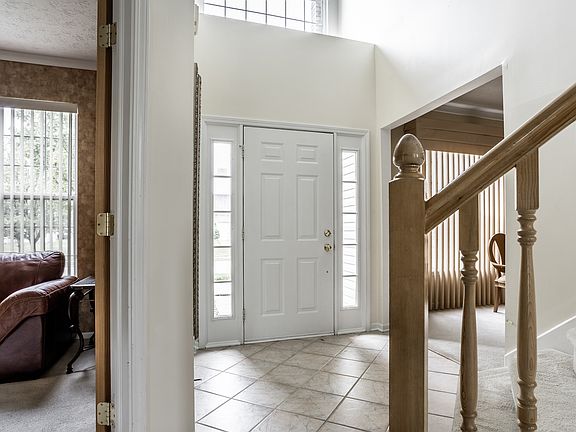 3rd image of 8349 Bent Oak Cir