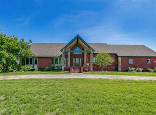 15701 W Breezy Ln, Colwich, KS 67030
