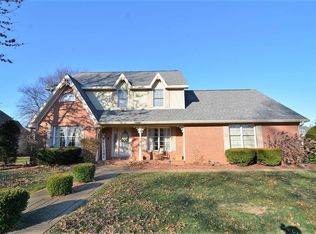 3177 Summit Ct, Newburgh, IN 47630